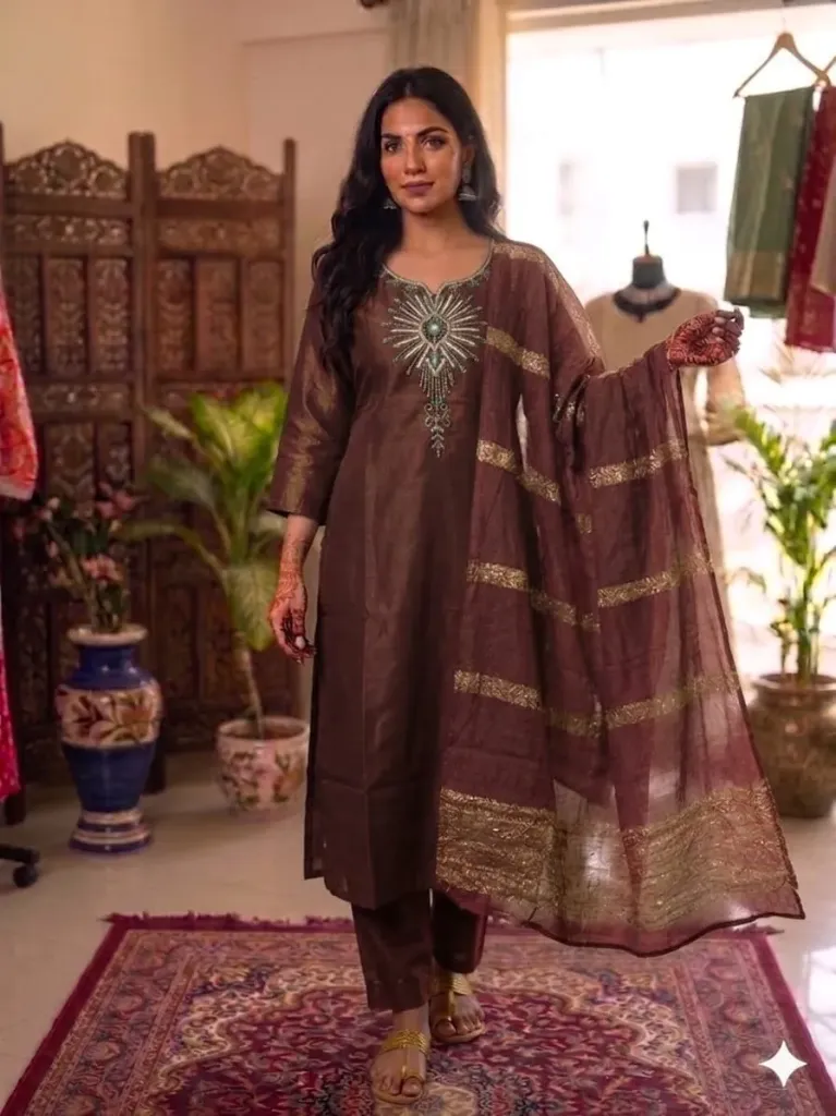 Ethnic wear suit